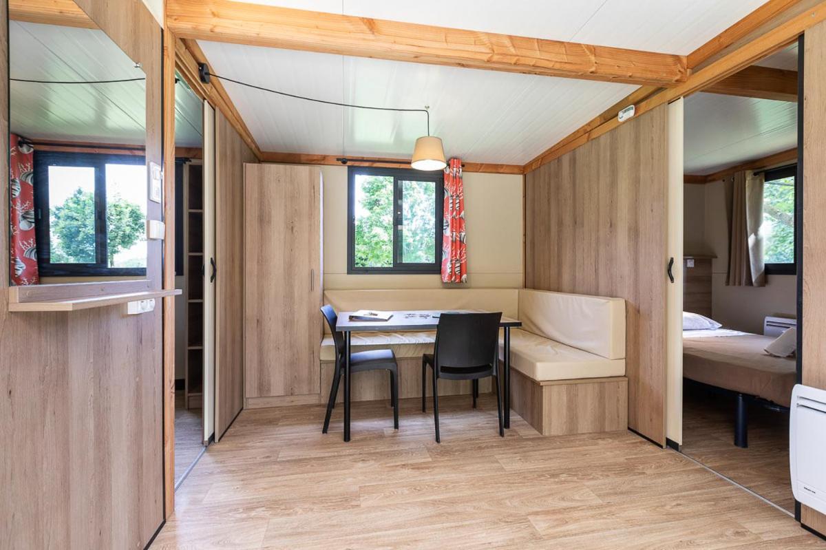 Huttopia Royat Habitación foto